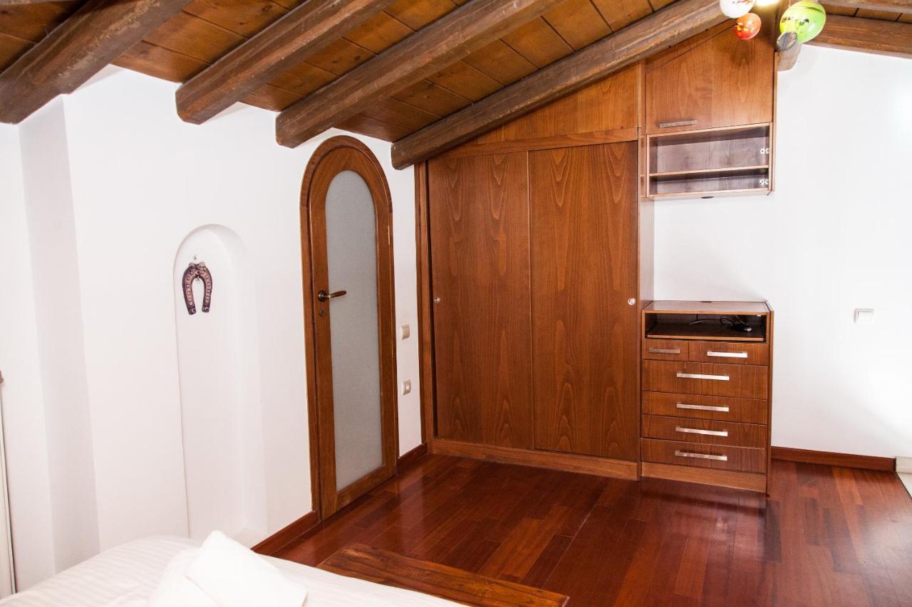 Unique Apt W/ Veranda Walking Distance To Sites Atenas Exterior foto