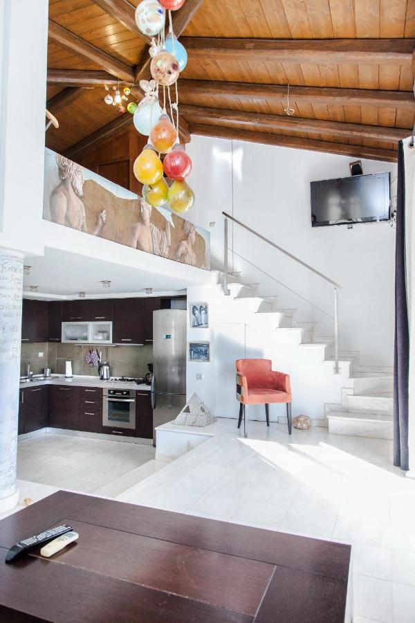 Unique Apt W/ Veranda Walking Distance To Sites Atenas Exterior foto